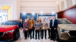 GIIAS Surabaya 2025: Mazda Hadirkan Duo Andalan CX-3 Kuro dan CX-60 Sport