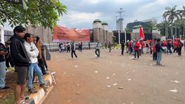 Demo Buruh di DPR Lebih Cepat Bubar Gara-gara Takut Ada Penyusup