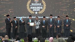 Raih Penghargaan Artis Peduli Zakat, Komedian Bedu Ajak Masyarakat Berzakat Lewat BAZNAS