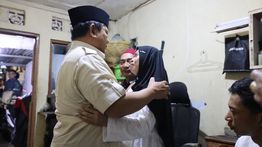 Prabowo Takziah ke Kediaman Ojol Affan, Ini Obrolan dengan Orang Tua Almarhum Affan