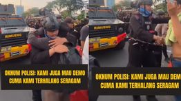 Bikin Adem! Brimob - Pendemo Berpelukan, Polisi: Kami Juga Mau Demo Tapi Terhalang Seragam
