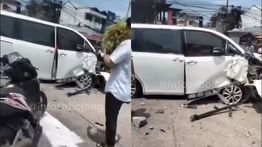 Minibus Hantam Pemotor di Depok, 9 Orang Luka-Luka