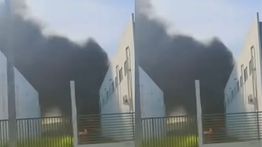 VIDEO: Kebakaran Hebat di Area PT Dano Jababeka, Asap Hitam Pekat Membumbung Tinggi
