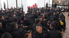 Perkuat Mental-Ketenangan Batin, Brimob Kwitang Diberi Trauma Healing
