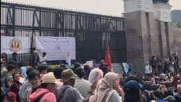Demo Lagi di DPR, Mahasiswa Ingatkan 17 Tuntutan Rakyat