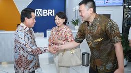 Peringati Hari Pelanggan Nasional, Direksi BRI Sapa Langsung Nasabah di Beberapa Daerah
