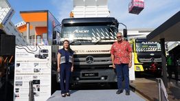 DCVI Perkuat Lini Truk Mercedes-Benz Lewat Peluncuran Axor 1626 C di Construction & Mining Indonesia 2025