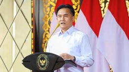 Menko Yusril Sarankan TNI Buka Dialog dengan Ferry Irwandi