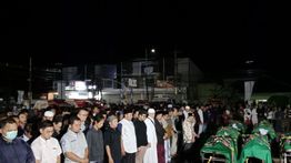 Tujuh Jenazah Korban Kecelakaan Maut di Bromo Dimakamkan di Jember
