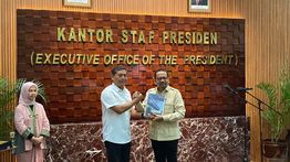 Momen Sertijab KSP, AM Putranto: Saya Tentara, Tapi Bisa Nangis Juga
