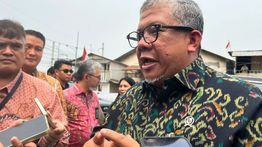 Wamen Fahri Hamzah Siap Patuhi Putusan MK Soal Larangan Rangkap Jabatan