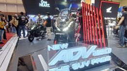 Honda ADV160 Mejeng di IMOS 2025, Bonus Oli Premium Setahun!