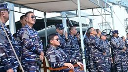 KSAL dan Pangkoarmada RI Pantau Gladi Parade Alutsista Jelang HUT ke-80 TNI
