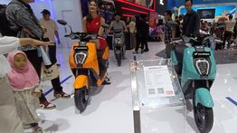 Motor Listrik Honda Curi Perhatian di IMOS 2025