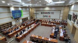 Lokataru Soroti Penangkapan Delpedro Saat Sampaikan Aspirasi Revisi KUHAP di DPR