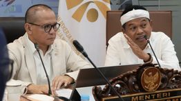 Ubah Citra TKI, Mukhtarudin dan Dedi Mulyadi Latih Pekerja Migran Kuasai Bahasa Asing dan Disiplin Militer