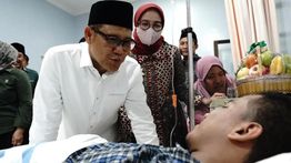 Cak Imin ke Santri Ponpes Al Khoziny yang Diamputasi: Saya Jadikan Anak Angkat dan Urus Sampai Kuliah