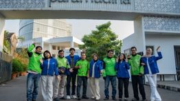 Gojek Kuliahkan Anak-anak Drivernya