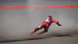 Ducati Khawatir, Marquez Pulang ke Spanyol Jalani Perawatan Usai Jatuh di Mandalika