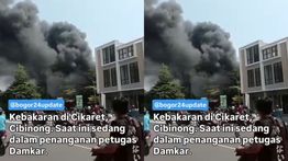 Kebakaran Hebat Hantam Bangunan Ruko di Cikaret Bogor