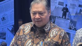 Menko Airlangga Masih Kaji Kenaikan UMP Tahun 2026