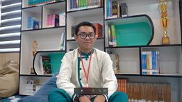 Bekerja Sambil Sekolah, Rafli Anak Samarinda Kini Punya Harapan Baru Berkat Sekolah Garuda