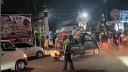 Warga Geruduk Mapolres Lumajang Gegara Protes Kematian Terduga Pencuri Sapi 