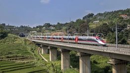 Danantara Masih Kaji Opsi Pembayaran Utang Proyek Kereta Cepat Jakarta–Bandung