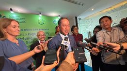 Menteri LH: DKI dan Bandung Belum Siap Jalankan Proyek Sampah Jadi Energi