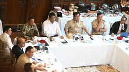 Prabowo Lakukan Ratas Bahas Tiga Bidang Strategis: Pertanian, Ekonomi dan Pendidikan