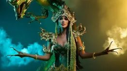 Vina Sitorus Menjelma Jadi 'Nyi Roro Kidul' di Ajang Miss Grand International 2025