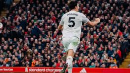 Gol Harry Maguire Antar MU Kalahkan Liverpool 2-1