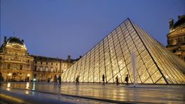 Museum Louvre Dibobol dalam Waktu 4 Menit, Ini Daftar Barang yang Berhasil Dicuri