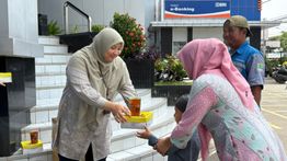 BRI Berbagi Kebahagiaan dengan Warga Karawang