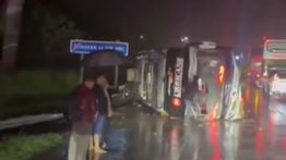 Kecelakaan Tragis Bus PO Haryanto di Tol Batang, 3 Tewas dan 20 Luka-Luka
