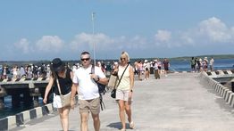 Kemenpar dan Pemda Awasi Proyek Lift Kaca di Nusa Penida, Ini Tujuannya