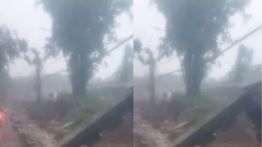 Tembok Pembatas TPU Jeruk Purut Ambruk Akibat Hujan Deras