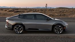 Kehadiran Kia EV4 di Pasar AS Ditunda