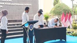 Mensos dan Menhub Teken MoU, Siapkan Bus untuk Program Sekolah Rakyat