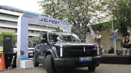 Meriah! Pelanggan dan Komunitas J6Evo Rayakan Hari Jadi Pertama J6 di Chery J6 Festival 2025