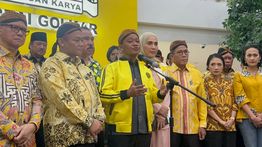 Soal Penolakan Gelar Pahlawan Nasional Soeharto, Bahlil: Kalau Masih Belum Ikhlas, Sholat