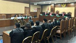 3 Terdakwa Korupsi Kredit LPEI Dituntut 6–11 Tahun Penjara