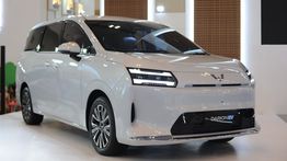 Wuling Resmi Serahkan Darion ke Konsumen di GJAW 2025