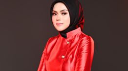 Sempat Duet dengan Saipul Jamil, Sumber Kekayaan Neng Dessy Bikin Geleng-geleng