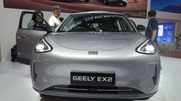 Geely EX2 Jadi Kendaraan Paling Banyak Dijajal di Area Test Drive GJAW 2025