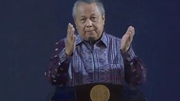 Gubernur BI: Prospek Ekonomi Global Masih Suram pada 2026-2027