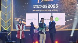 Inisiatif Zakat Indonesia Raih Anugerah Bhakti Nusantara 2025 untuk Kategori Kepedulian Sosial