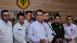 Mentan Amran Kumpulkan Sumbangan Rp75 Miliar untuk Bencana di Sumatera