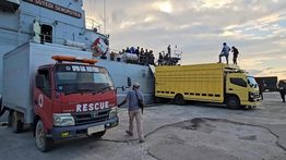 6 Kapal Perang TNI AL Bergerak Bantu Korban Banjir Sumatera