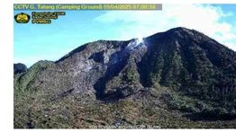 Badan Geologi Naikkan Status Gunung Talang ke Level Waspada